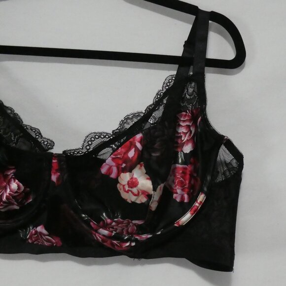 TORRID CURVE | size 2 | Elegant Floral Lace Bra With Rose Design | Underwire - Picture 5 of 16